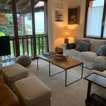 Villa Casa La Barquera -reserva Entablar Conversacion- La Isla