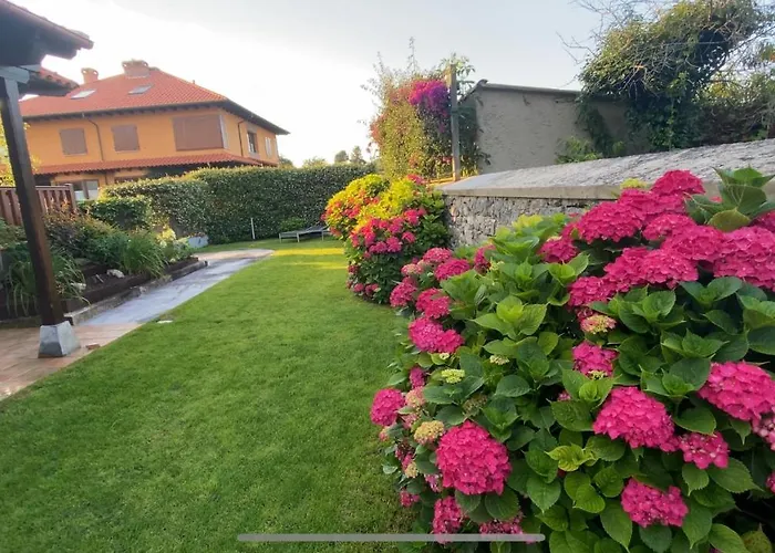 Villa Casa La Barquera -reserva Entablar Conversación- *