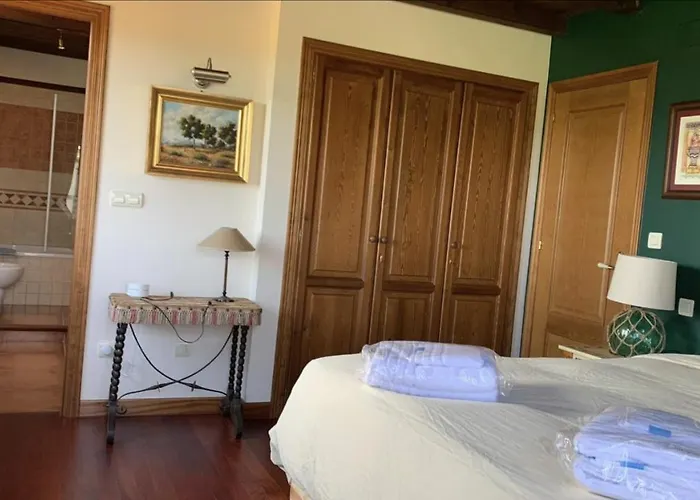 Villa Casa La Barquera -reserva Entablar Conversación-