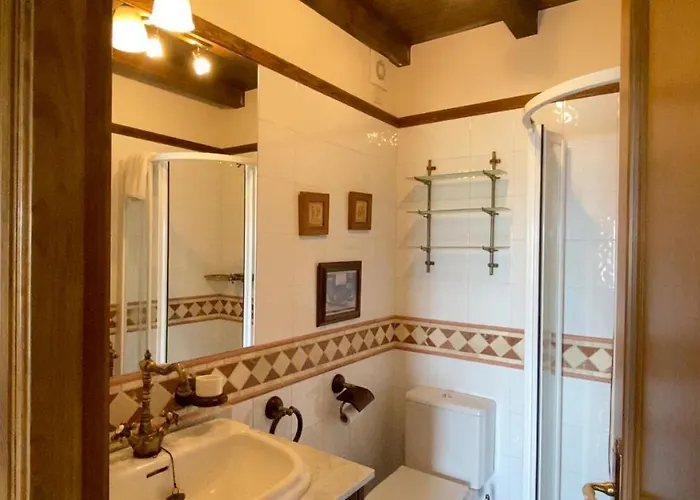 Villa Casa La Barquera -reserva Entablar Conversación- La Isla