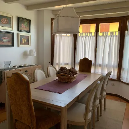 Villa Casa La Barquera -reserva Entablar Conversación- *