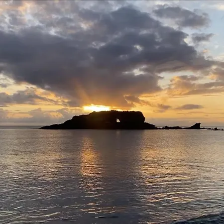 Villa Casa La Barquera -reserva Entablar Conversación-